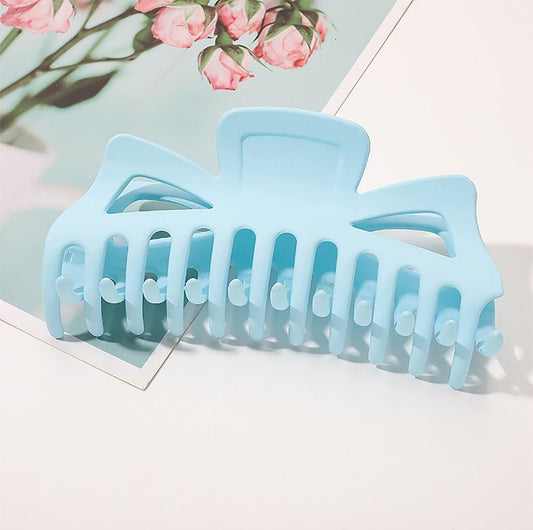 The Classic Hair Clip